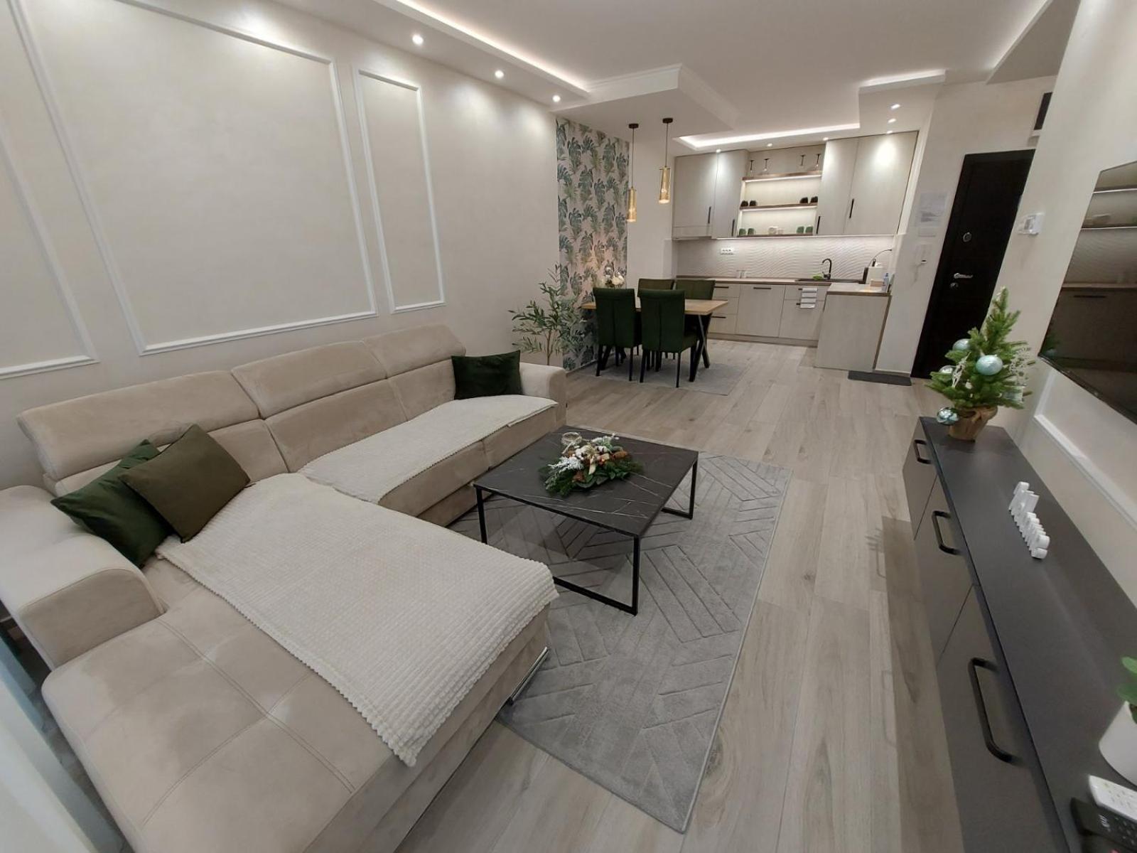 Kat Apartman Apartment ซูโบติกา ภายนอก รูปภาพ